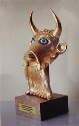 Golden head of Summerian harp at Ur